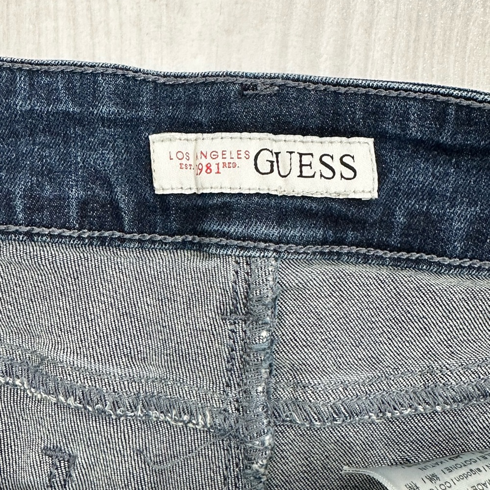 Guess Distressed Jean Shorts - Picture 3 of 6